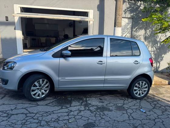VOLKSWAGEN FOX 1.0 MI 8V FLEX 4P MANUAL VOLKSWAGEN FOX 1.0 MI 8V FLEX 4P MANUAL